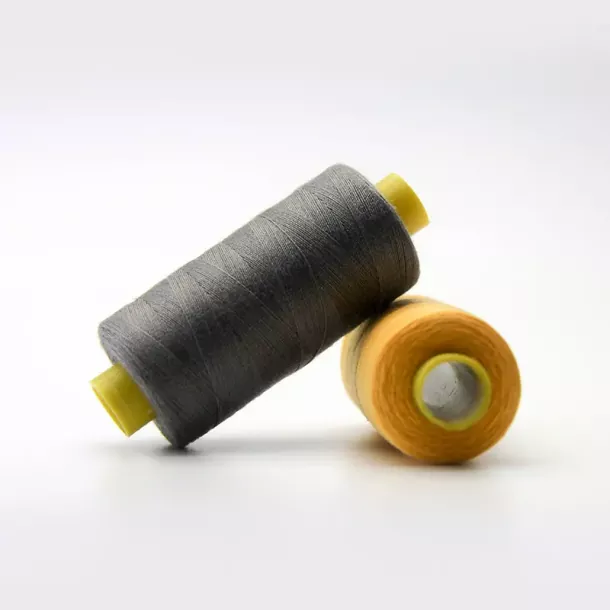 पॉलिएस्टर सिलाई धागा 40/2 500M*3CONES